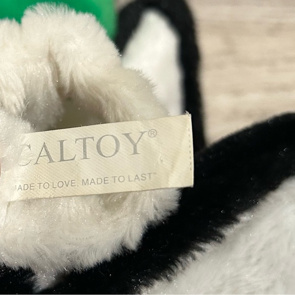 Caltoy Plush Wild Birds Hand Puppets Set Of 2 Pelican Peacock Story Time Toys - Picture 5 of 7